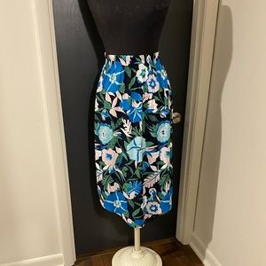 💜 Loft Petite Midi Skirt in Tropical Flowers Print with Pockets 🐻